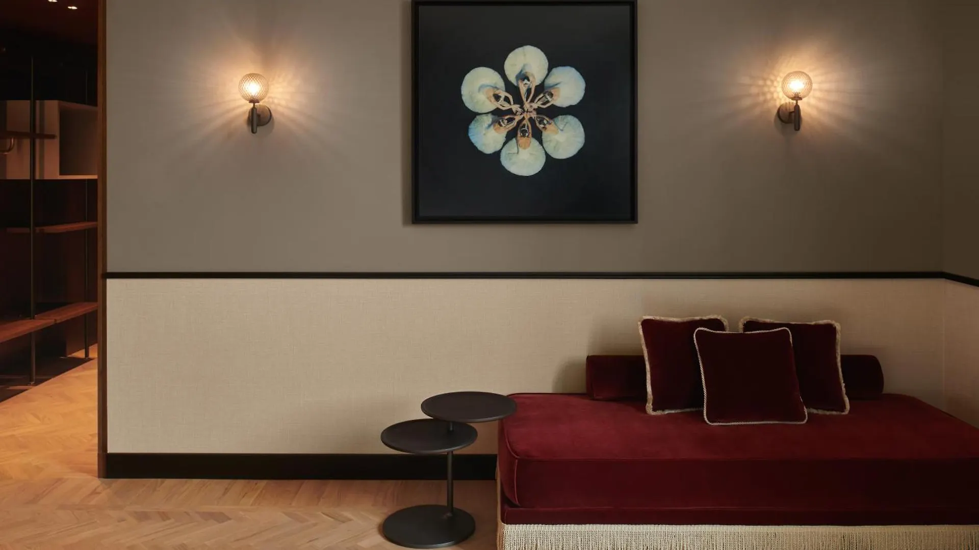 Amabilia Suites Милан Гостевой дом
